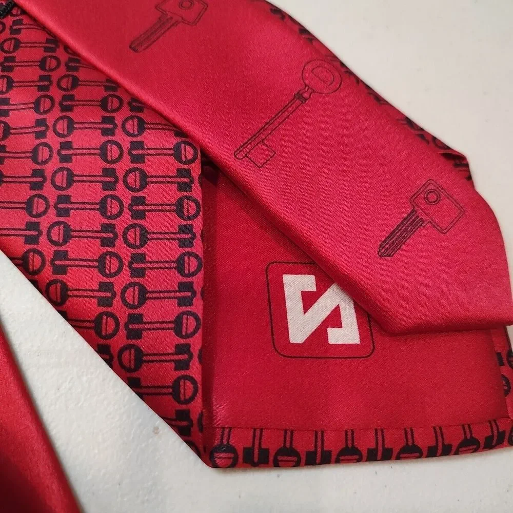 Skeleton‎ Key Silca Club Red Tie Silk Automotive Novelty Love Valentine